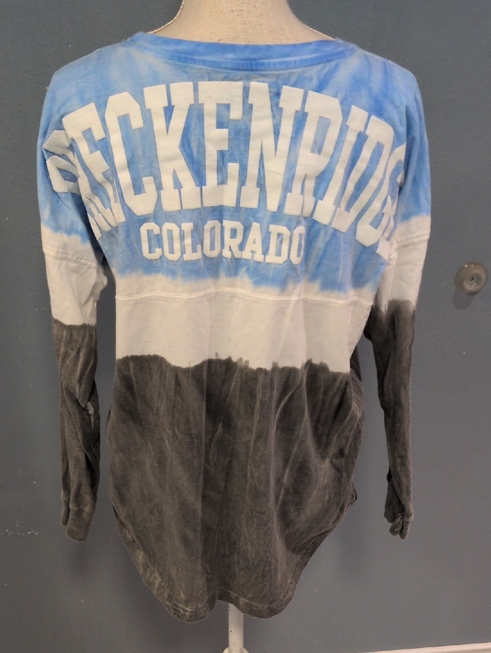 Exist Dip Dye Scoopneck Breckenridge Colorado Long Sleeve Shirt 100% Cotton
